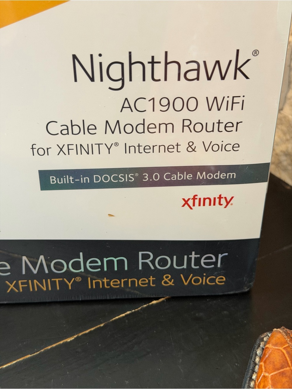 NETGEAR Nighthawk Cable Modem WiFi Router Combo with Voice C7100V - Black - Picture 3 of 10